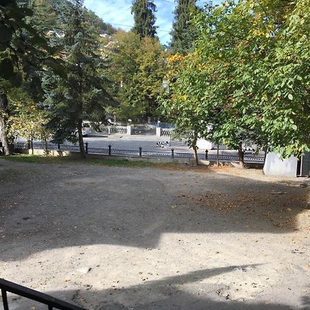 Parkside Apartment Bordżomi Zewnętrze zdjęcie